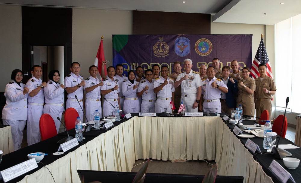 Commander, U.S. 7th Fleet Attends Staff Talks with Chief of Staff the Republic of Indonesia Fleet Command