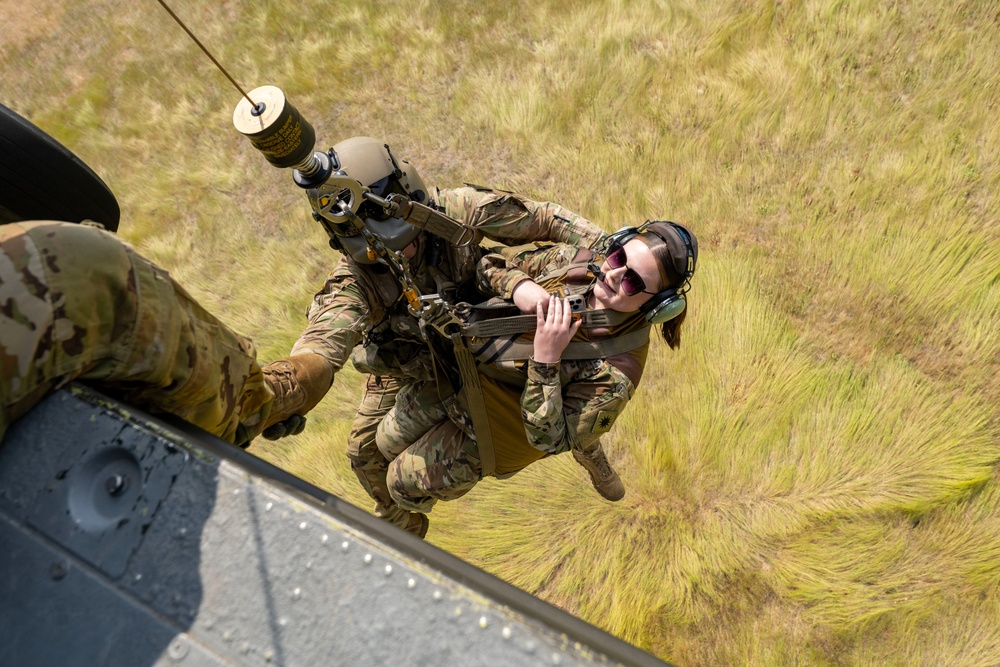 Black Hawk Hoist Training