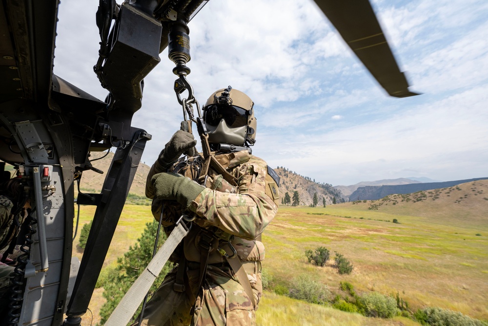 Black Hawk Hoist Training