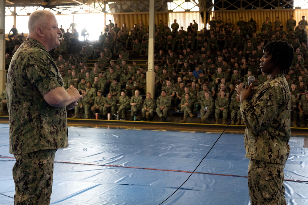 MCPON Honea Visits 7th Fleet