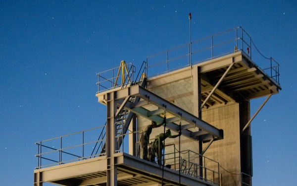 BLT 1/5: Fast-roping