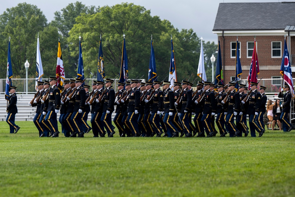 SECDEF Attends Chief of Staff of the Army Relinquishment Ceremony