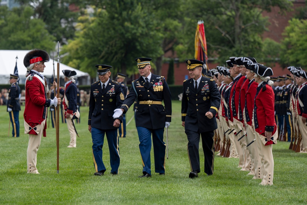 SECDEF Attends Chief of Staff of the Army Relinquishment Ceremony