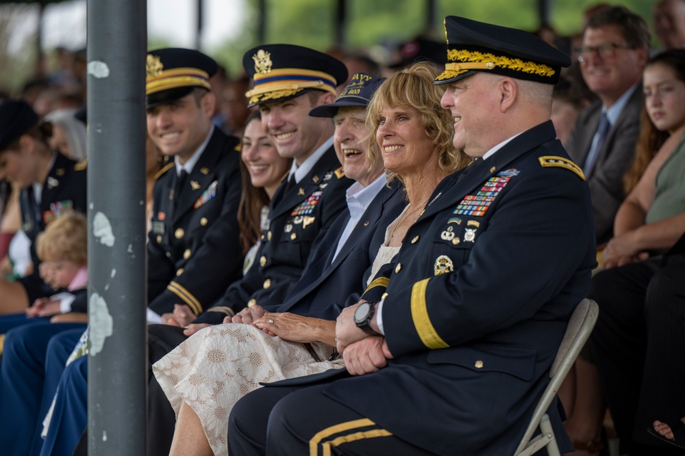 SECDEF Attends Chief of Staff of the Army Relinquishment Ceremony