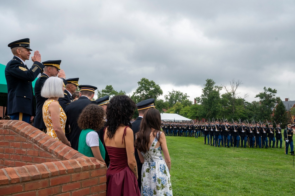 SECDEF Attends Chief of Staff of the Army Relinquishment Ceremony