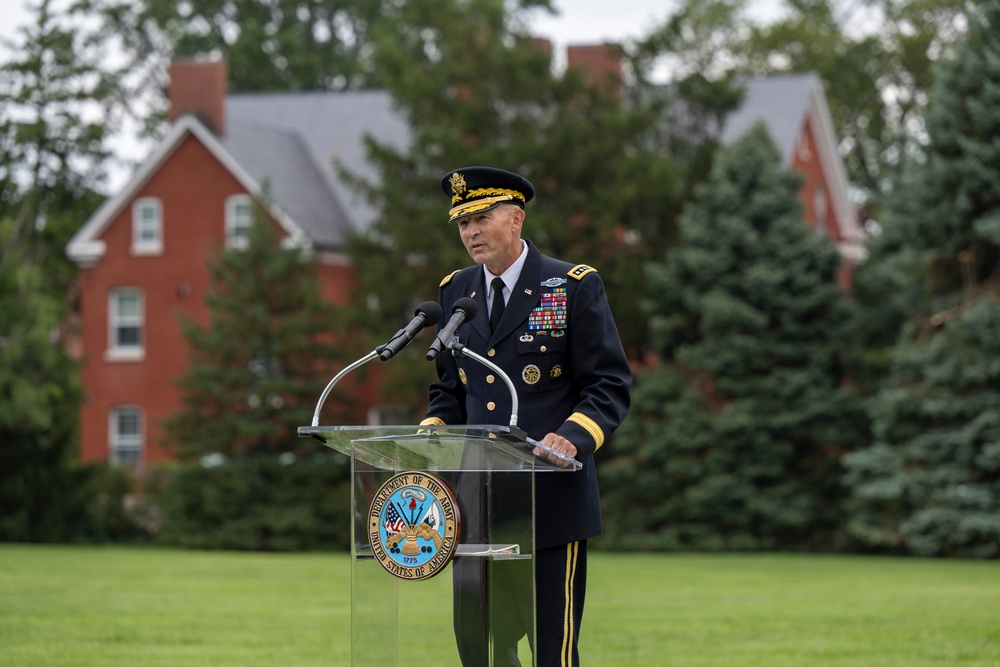 SECDEF Attends Chief of Staff of the Army Relinquishment Ceremony