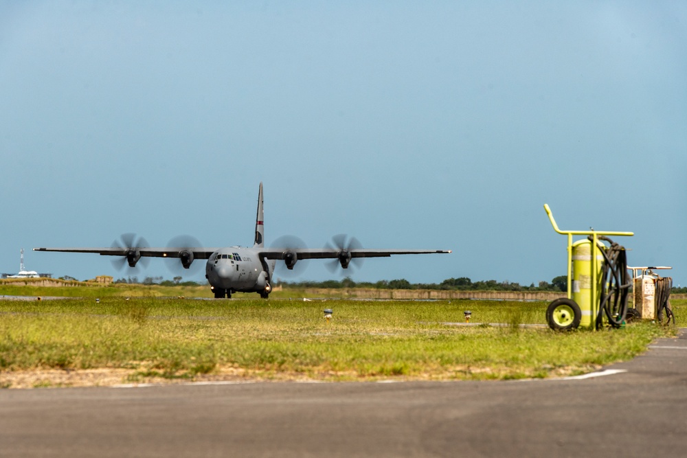 U.S. Army, Air Force conduct aerial port operations in Kenya