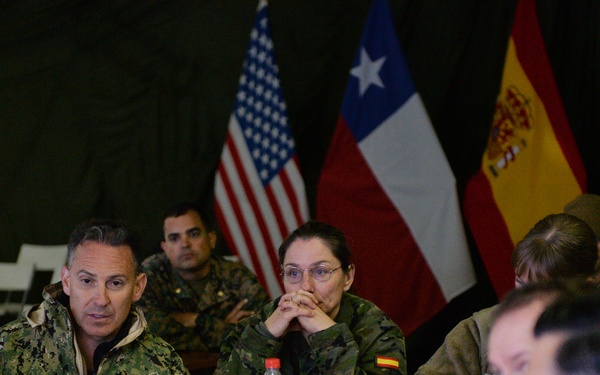 U.S. Special Operations servicemembers work together in SOUTHERN STAR