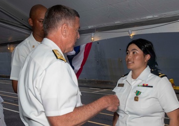USS Barry hosts Seattle Fleet Week closing reception
