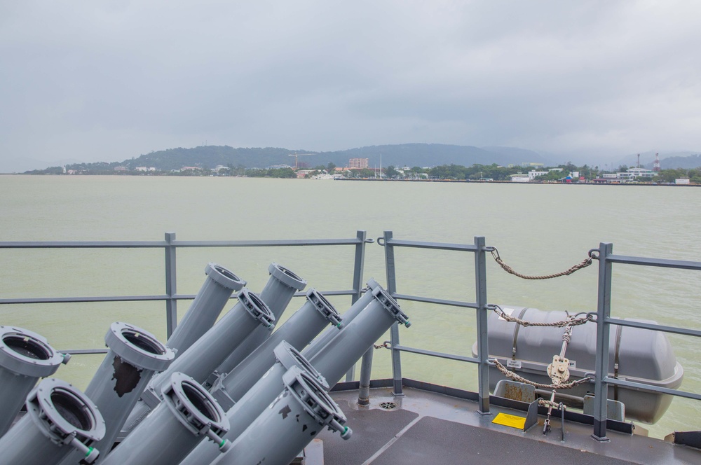 USS Howard (DDG 83) Arrives in Subic Bay, Philippines