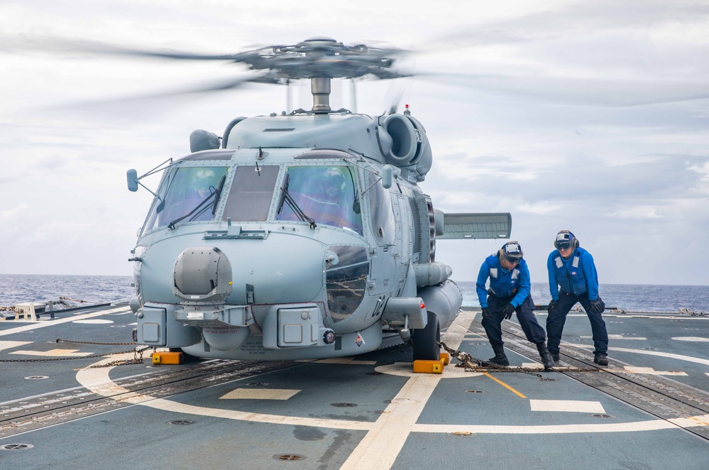 Dvids - Images - Uss Howard (ddg 83) Flight Quarters [image 3 Of 5]