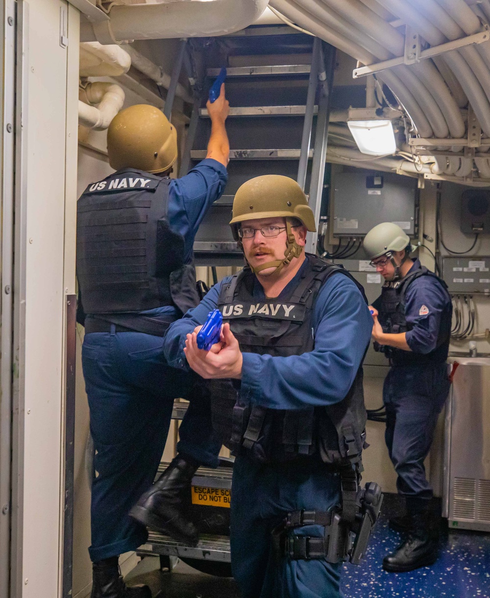 USS Howard (DDG 83) Antiterrorism Drill