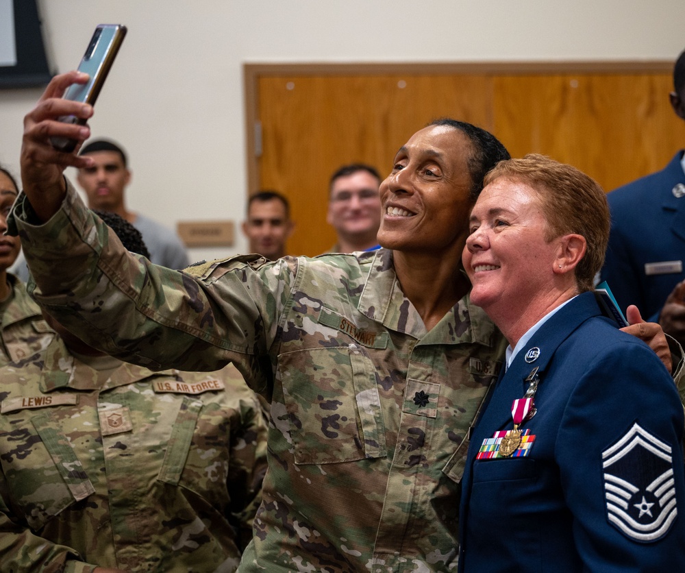 Senior Master Sgt. Baldelli retires after 36 years