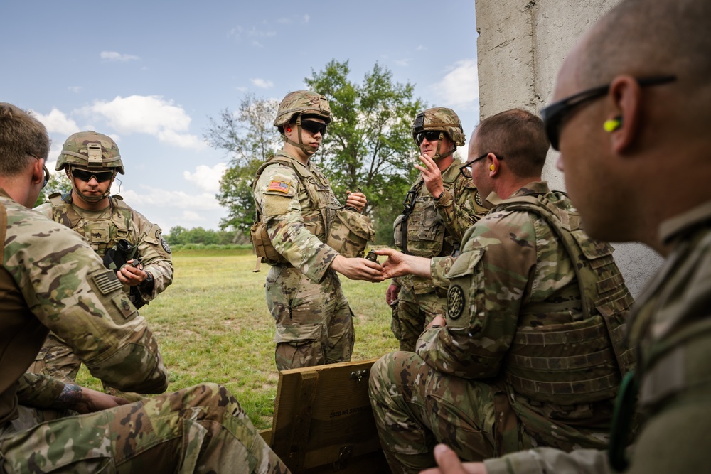 Grenade training at Northern Strike