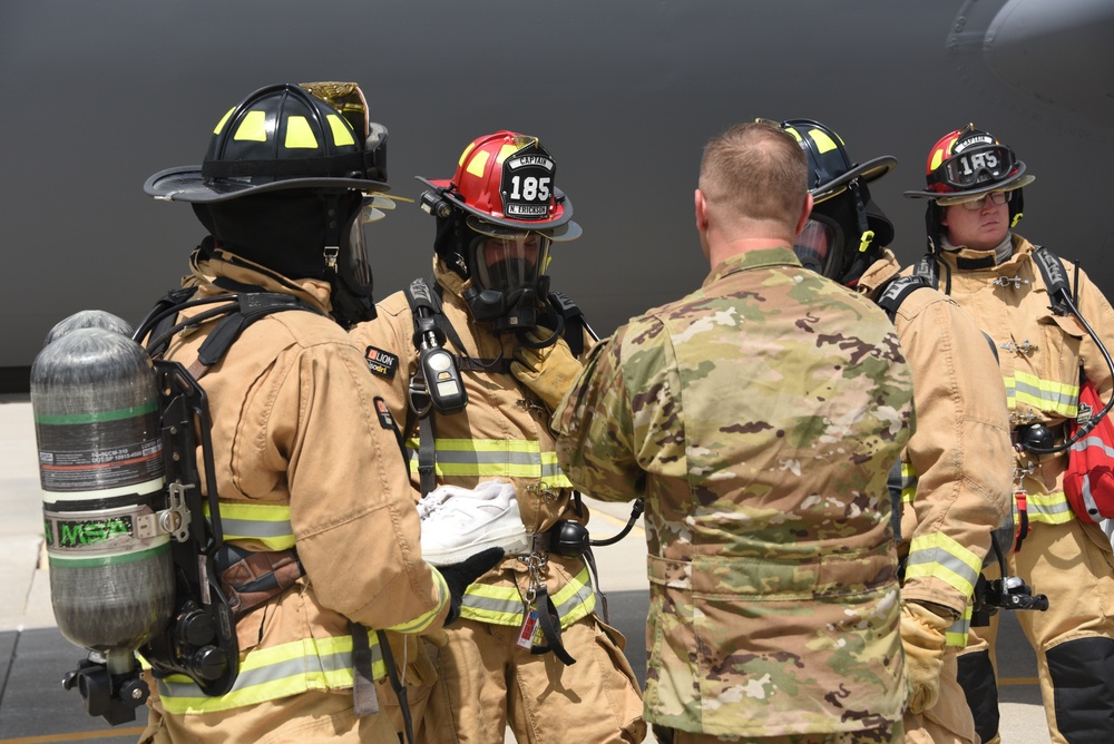 185th ARW fire fighters discuss training