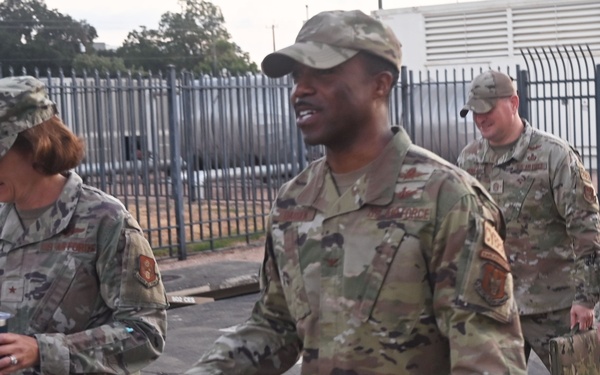 AFRC's premier Cyberspace Wing welcomes 10 AF commander