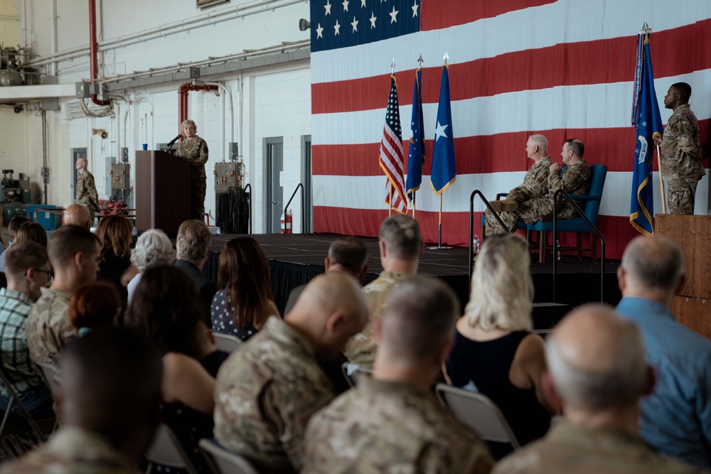 Parks Takes Command of the 94th Airlift Wing