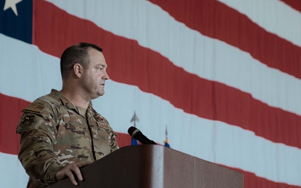 Parks Takes Command of the 94th Airlift Wing