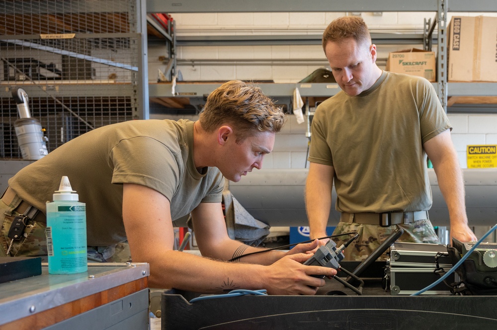 161st ARW Boom Maintenance