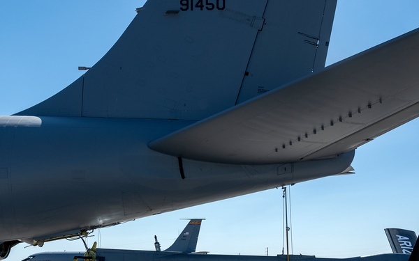 161st ARW Boom Maintenance