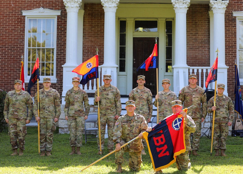 Lt. Col. Hardwick assumes command of 35th ID HHBN