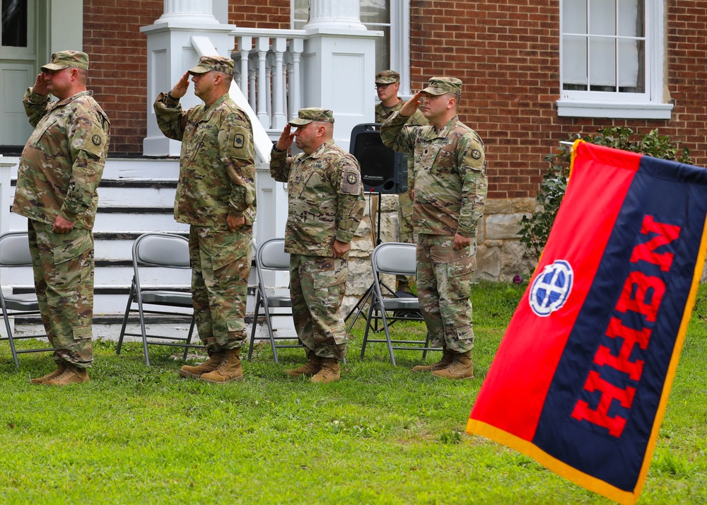 Lt. Col. Hardwick assumes command of 35th ID HHBN