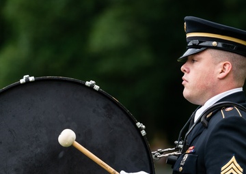 Indiana National Guard renders military funeral honors