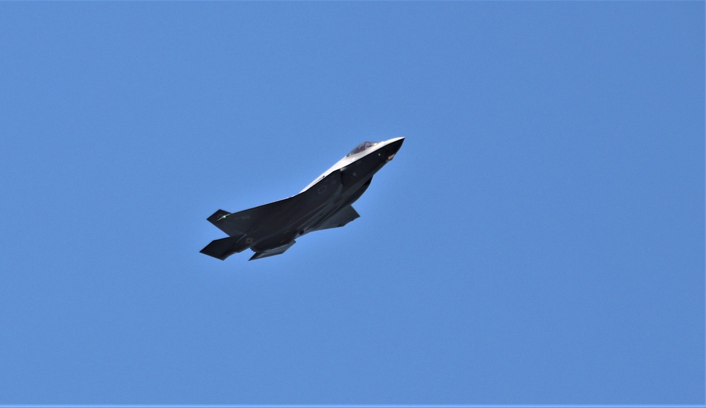 Wisconsin Air National Guard F-35 supports airshow 'dress rehearsal' event at Fort McCoy