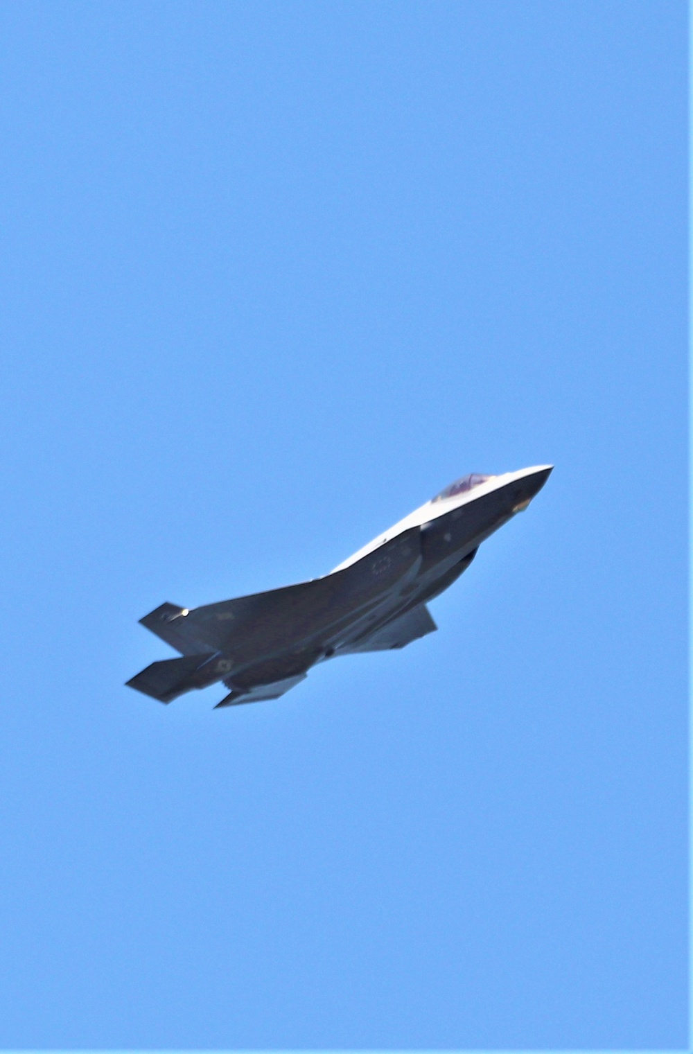 Wisconsin Air National Guard F-35 supports airshow 'dress rehearsal' event at Fort McCoy