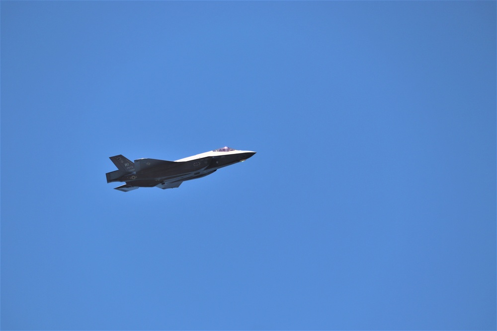 Wisconsin Air National Guard F-35 supports airshow 'dress rehearsal' event at Fort McCoy