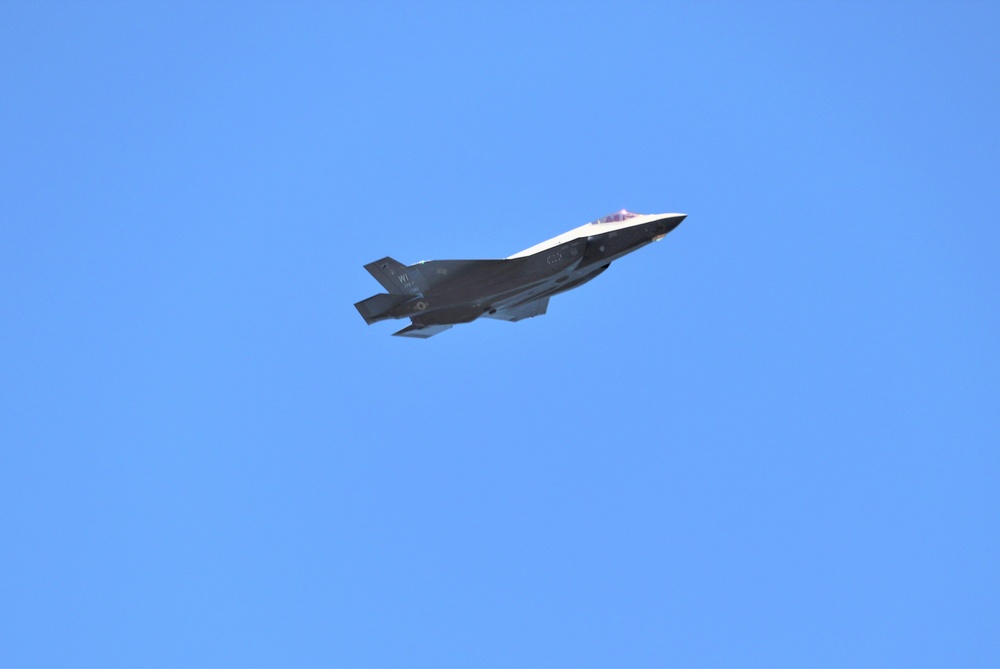 Wisconsin Air National Guard F-35 supports airshow 'dress rehearsal' event at Fort McCoy