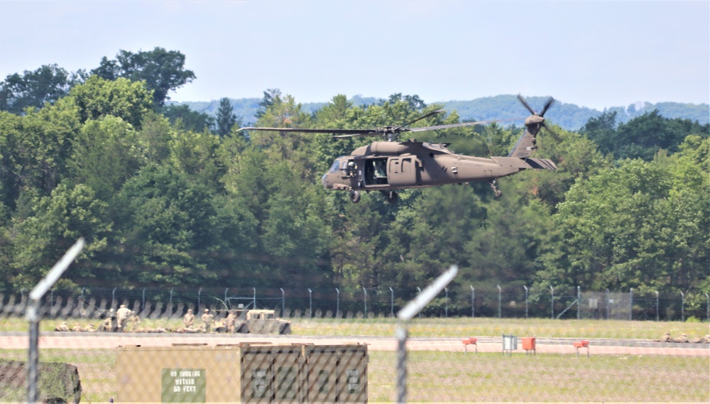 Wisconsin National Guard's 1st Battalion, 147th Aviation Regiment supports airshow 'dress rehearsal' event at Fort McCoy