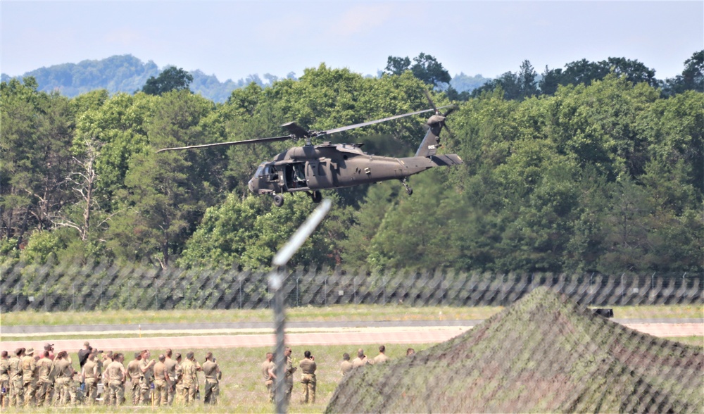 Wisconsin National Guard's 1st Battalion, 147th Aviation Regiment supports airshow 'dress rehearsal' event at Fort McCoy