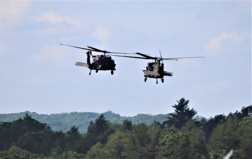 Wisconsin National Guard's 1st Battalion, 147th Aviation Regiment supports airshow 'dress rehearsal' event at Fort McCoy