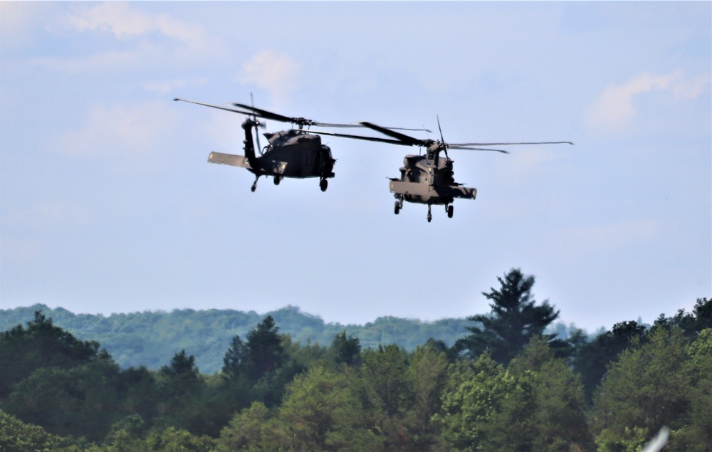 Wisconsin National Guard's 1st Battalion, 147th Aviation Regiment supports airshow 'dress rehearsal' event at Fort McCoy