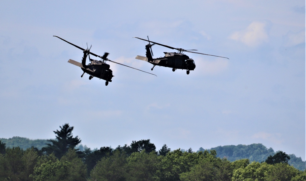 Wisconsin National Guard's 1st Battalion, 147th Aviation Regiment supports airshow 'dress rehearsal' event at Fort McCoy