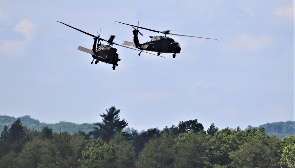 Wisconsin National Guard's 1st Battalion, 147th Aviation Regiment supports airshow 'dress rehearsal' event at Fort McCoy