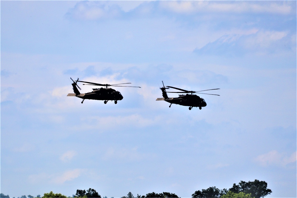 Wisconsin National Guard's 1st Battalion, 147th Aviation Regiment supports airshow 'dress rehearsal' event at Fort McCoy