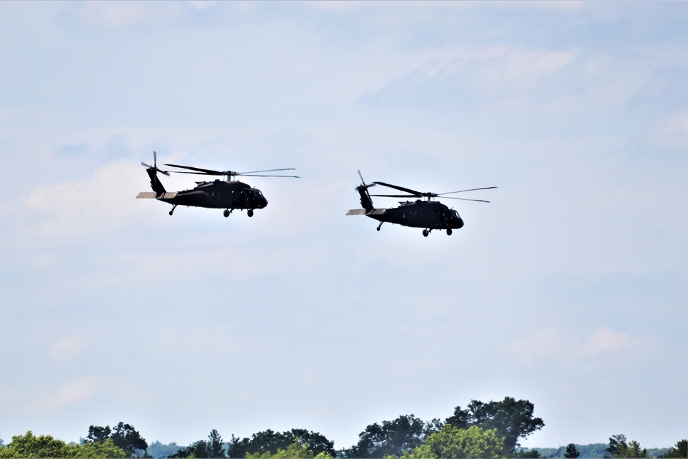 Wisconsin National Guard's 1st Battalion, 147th Aviation Regiment supports airshow 'dress rehearsal' event at Fort McCoy