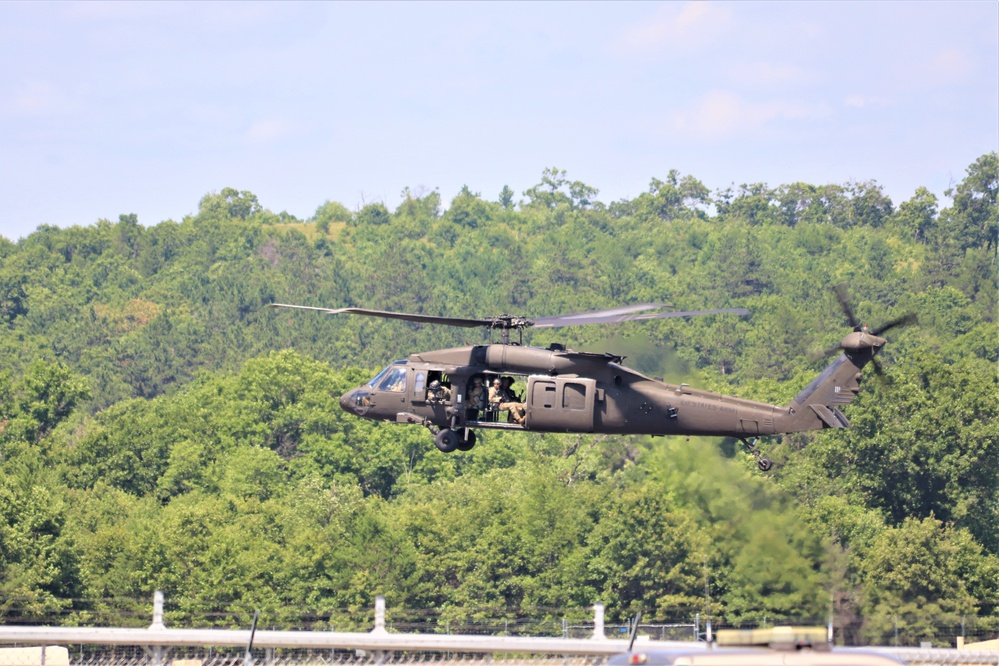 Wisconsin National Guard's 1st Battalion, 147th Aviation Regiment supports airshow 'dress rehearsal' event at Fort McCoy