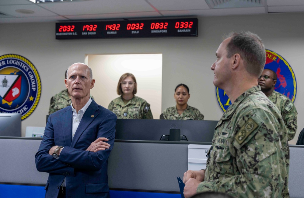 Sen. Rick Scott Visits COMLOG WESTPAC