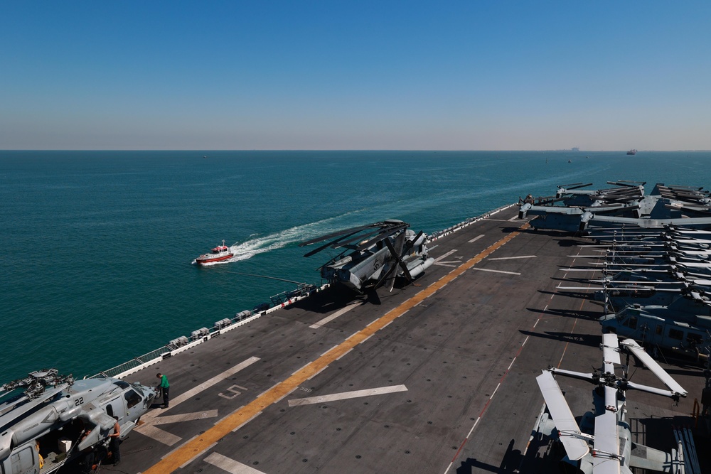 USS Bataan Transits the Suez Canal