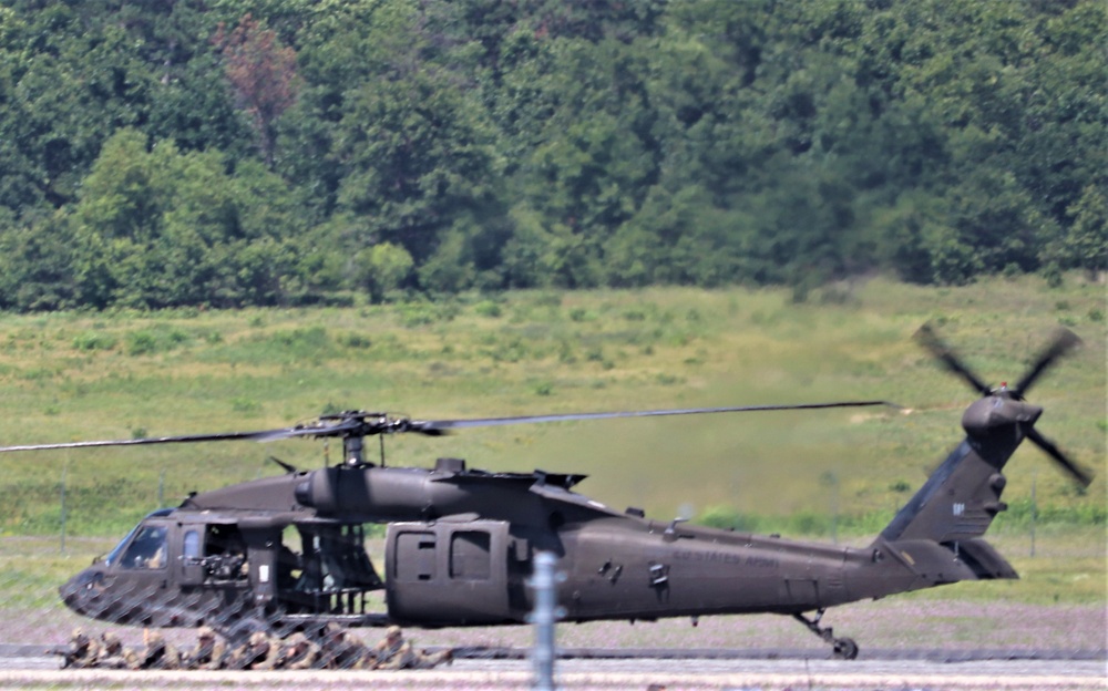 Wisconsin National Guard's 1st Battalion, 147th Aviation Regiment supports airshow 'dress rehearsal' event at Fort McCoy