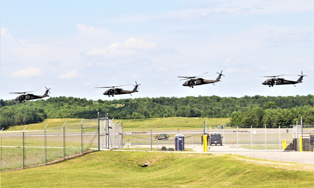 Wisconsin National Guard's 1st Battalion, 147th Aviation Regiment supports airshow 'dress rehearsal' event at Fort McCoy