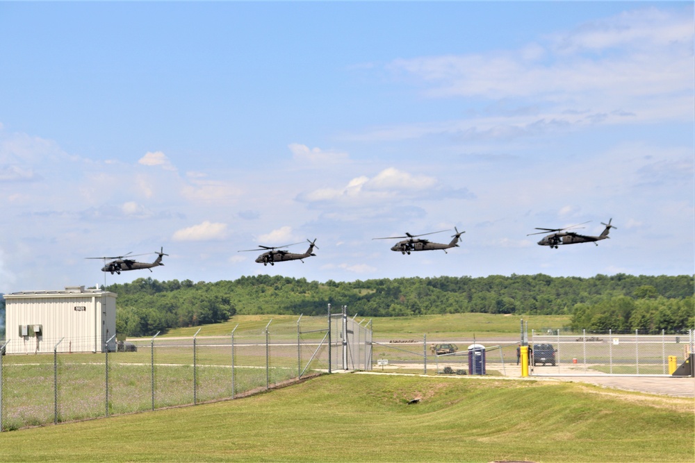 Wisconsin National Guard's 1st Battalion, 147th Aviation Regiment supports airshow 'dress rehearsal' event at Fort McCoy