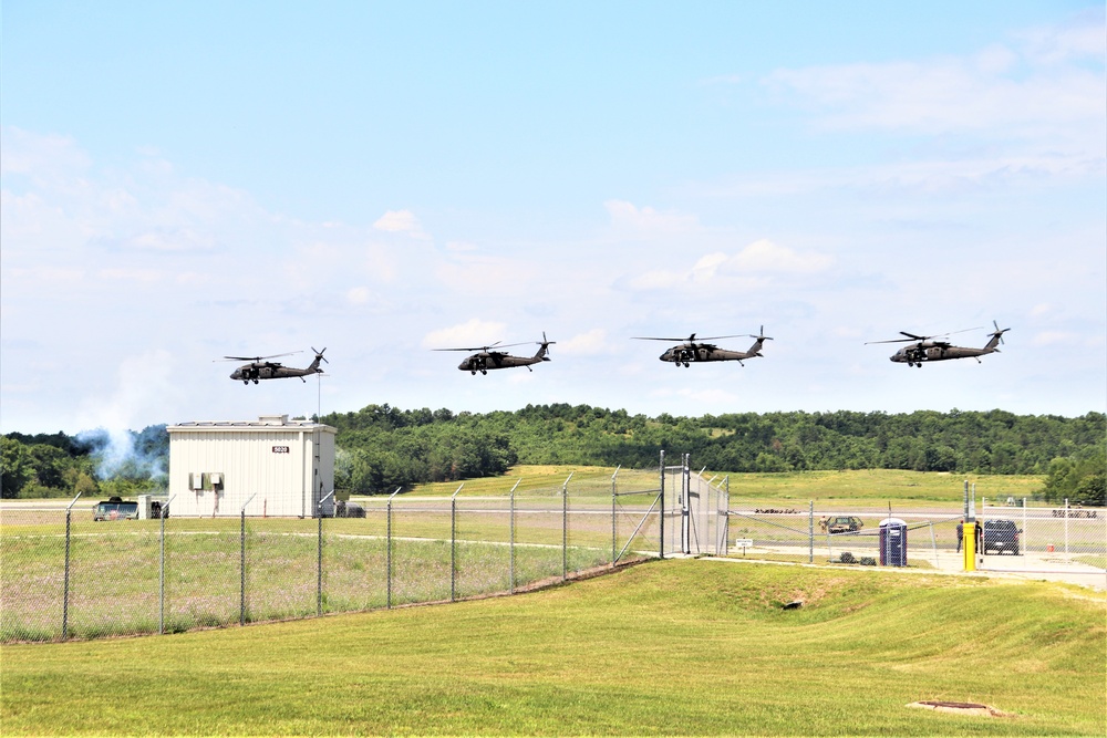 Wisconsin National Guard's 1st Battalion, 147th Aviation Regiment supports airshow 'dress rehearsal' event at Fort McCoy