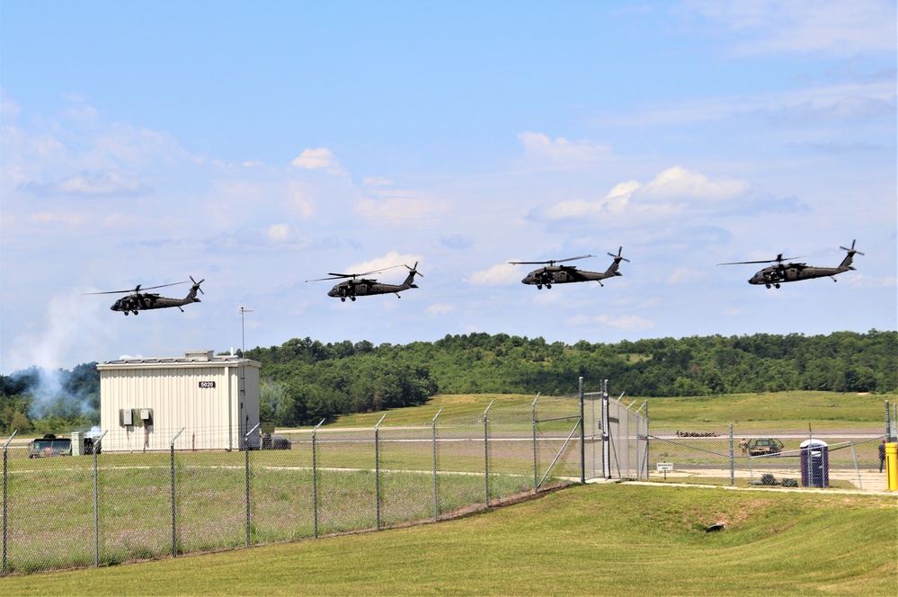 Wisconsin National Guard's 1st Battalion, 147th Aviation Regiment supports airshow 'dress rehearsal' event at Fort McCoy