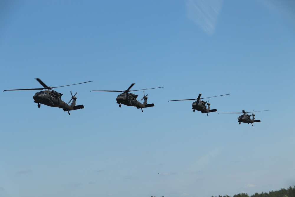 Wisconsin National Guard's 1st Battalion, 147th Aviation Regiment supports airshow 'dress rehearsal' event at Fort McCoy