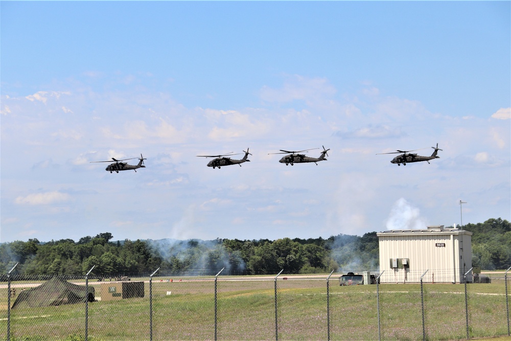 Wisconsin National Guard's 1st Battalion, 147th Aviation Regiment supports airshow 'dress rehearsal' event at Fort McCoy