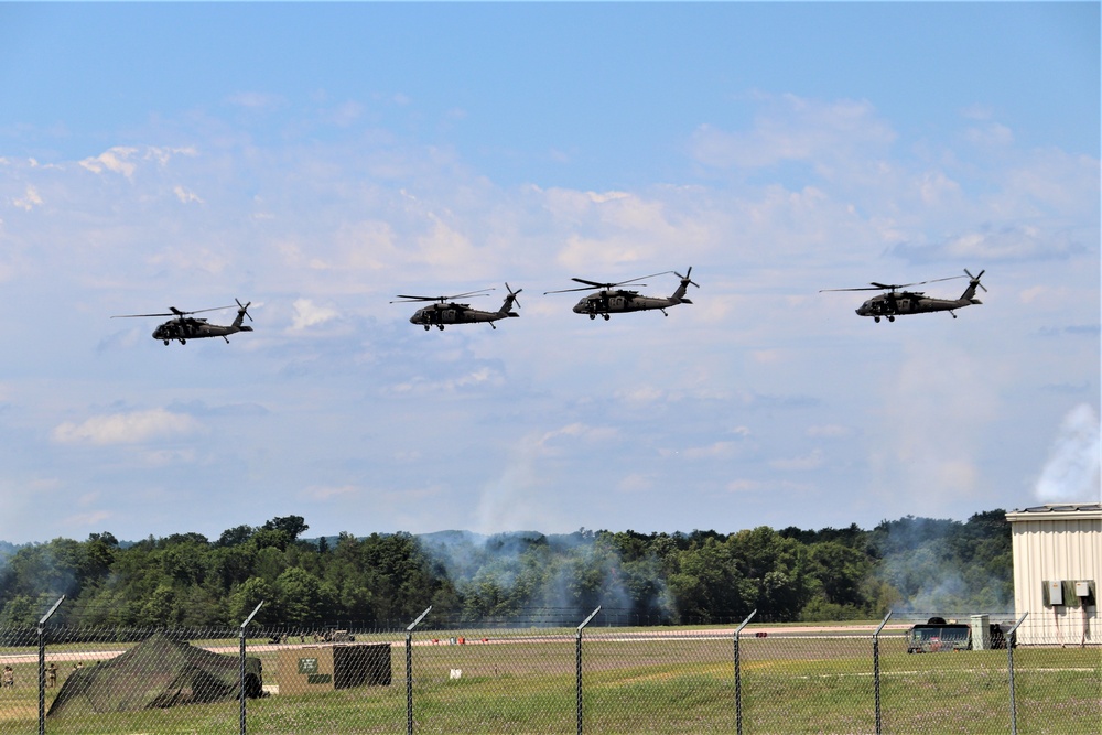 Wisconsin National Guard's 1st Battalion, 147th Aviation Regiment supports airshow 'dress rehearsal' event at Fort McCoy